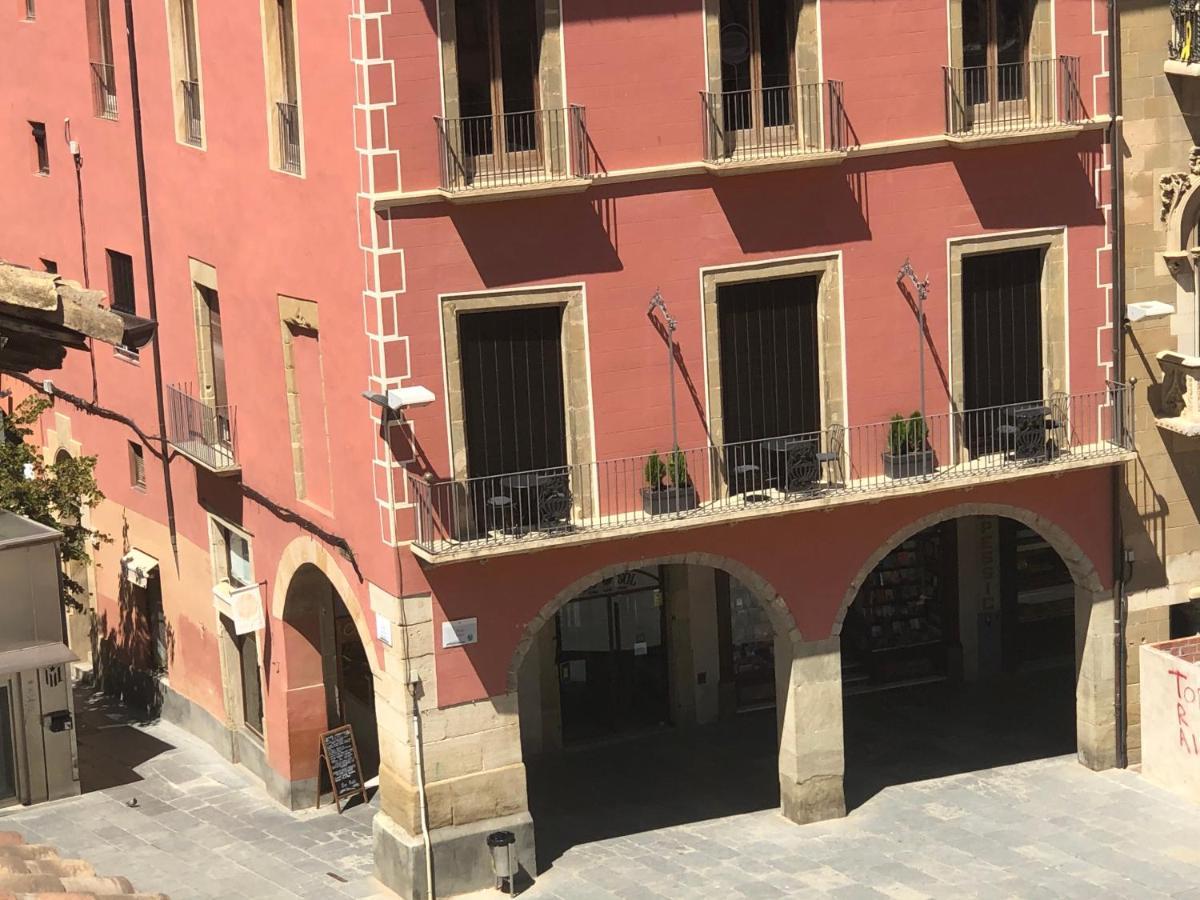 Apartaments Vicus 3 Con Vistas A La Plaza Mayor De Vic Exterior photo